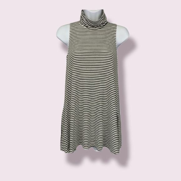 Puella Striped Turtle neck Sleeveless Top Size S - Picture 1 of 7